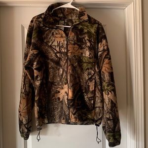 Camo sweatshirt